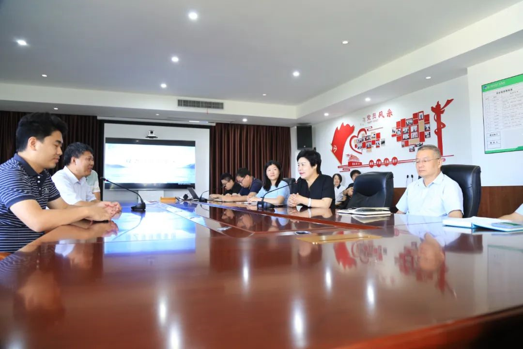 ������ѧ���ӡ�֪�������С����й������ѧʵϰ���߽���֮Ե����