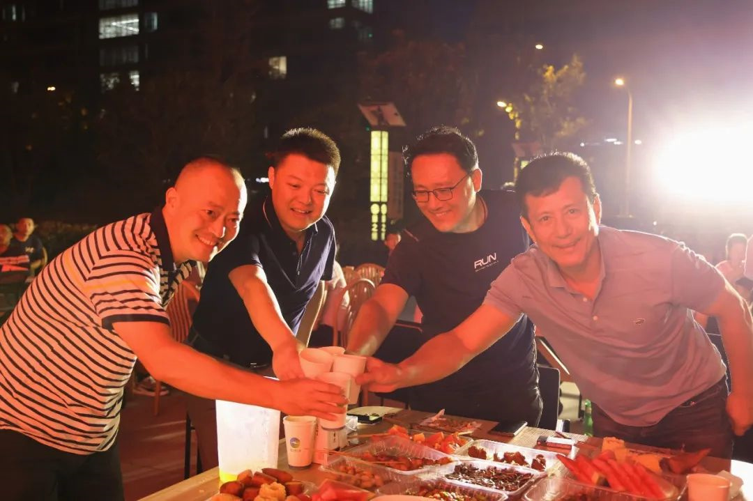 ��֮Ե���ųɹ��ٰ������ơ���Ļ���